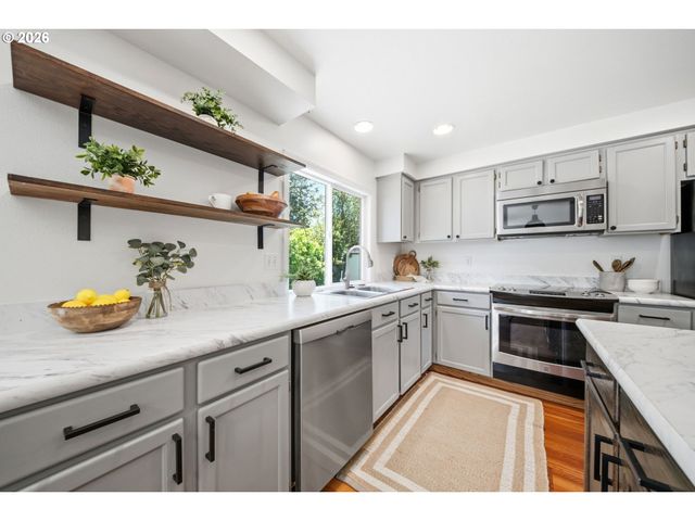 3220 Se 175TH Ct, Vancouver, WA 98683