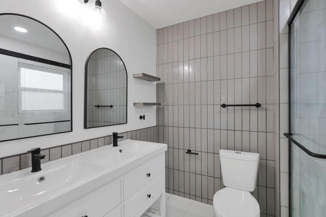 431 Johnson Street, Columbus, OH 43203