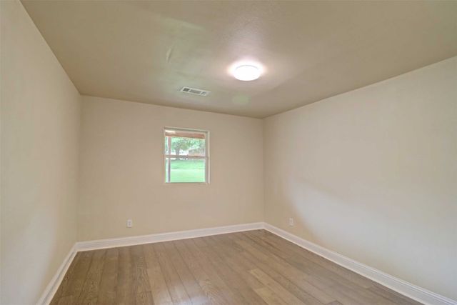 1245 Whispering Court, Dallas, TX 75241