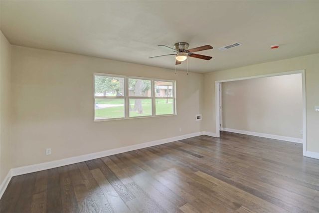 1245 Whispering Court, Dallas, TX 75241