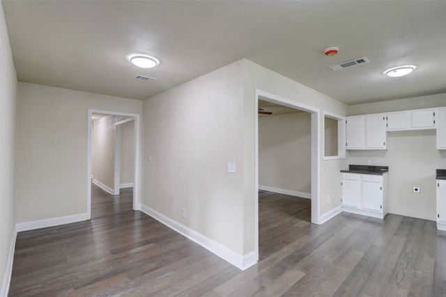 1245 Whispering Court, Dallas, TX 75241