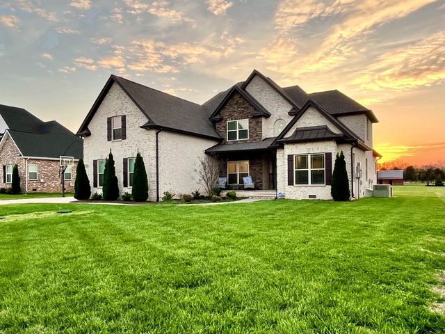 1917 Rhonda Dr, Christiana, TN 37037