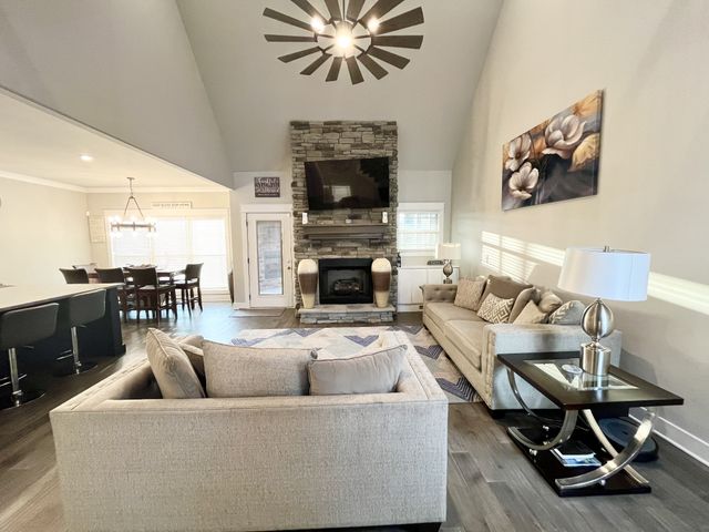 1917 Rhonda Dr, Christiana, TN 37037