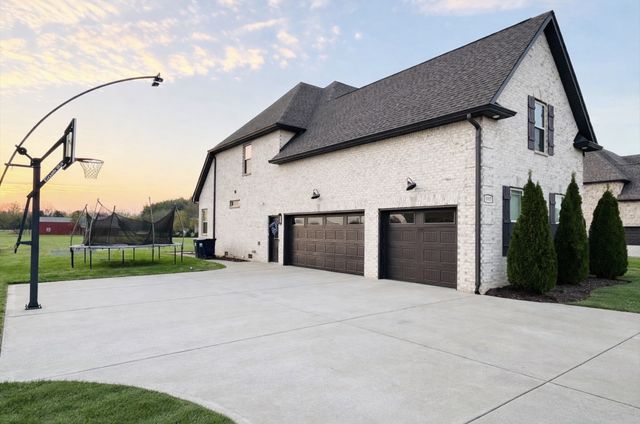 1917 Rhonda Dr, Christiana, TN 37037