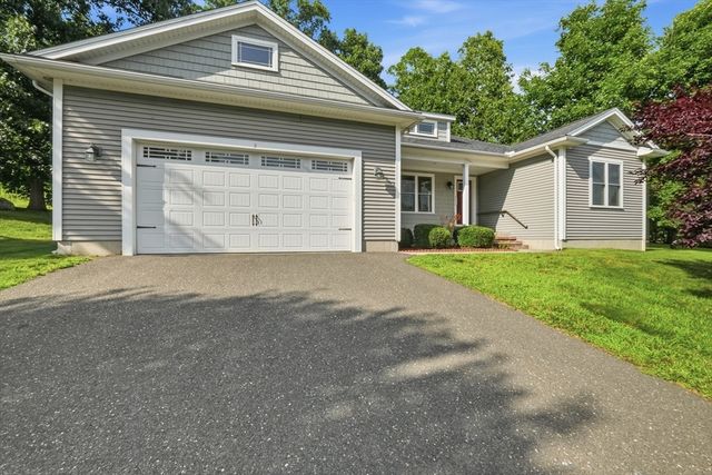 2 Dogwood Dr, Belchertown, MA 01007