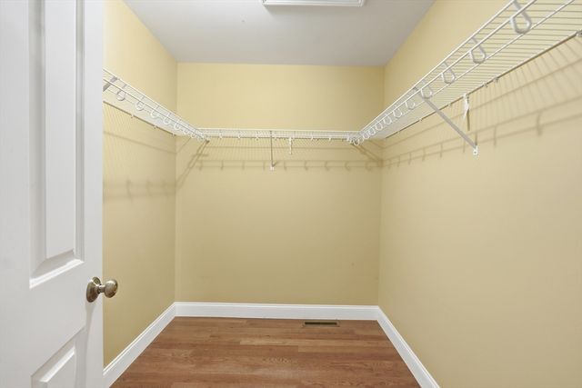 2 Dogwood Dr, Belchertown, MA 01007