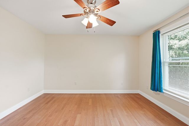 2 Dogwood Dr, Belchertown, MA 01007
