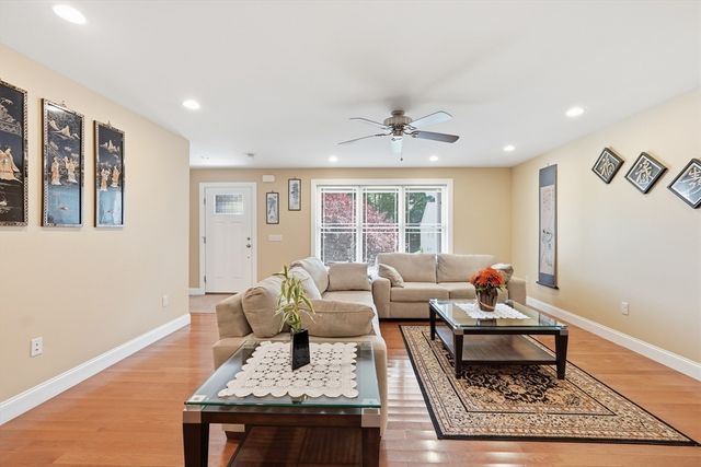 2 Dogwood Dr, Belchertown, MA 01007