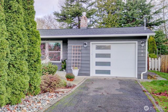 660 Leroy Place, Bellingham, WA 98226