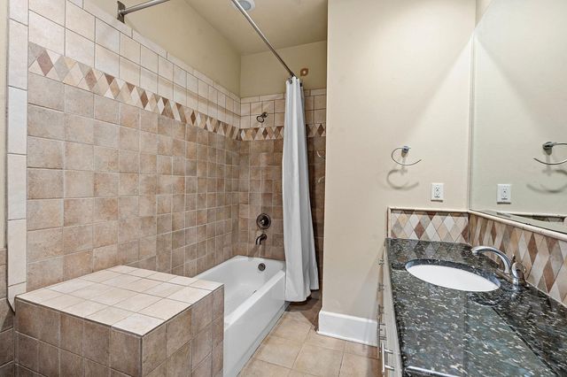 1305 Cometa ST, Austin, TX 78721