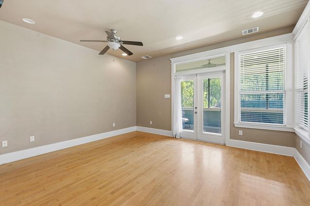 1305 Cometa ST, Austin, TX 78721