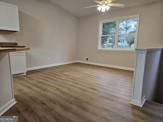 2826 Spanish Oak Drive, Lilburn, GA 30047