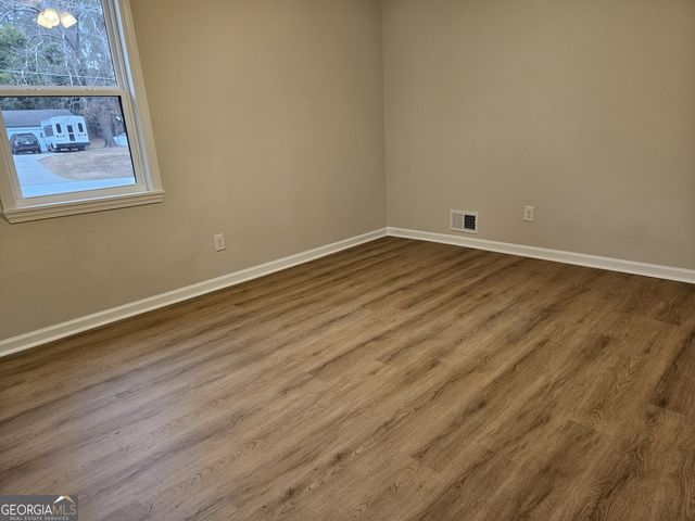 2826 Spanish Oak Drive, Lilburn, GA 30047