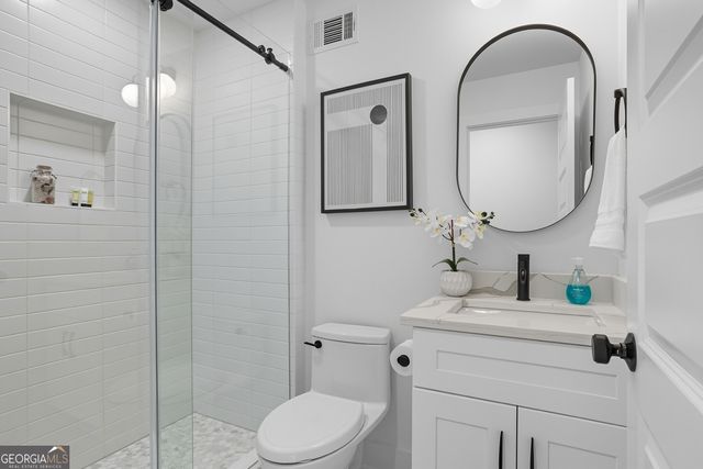 2201 Edgemore, Atlanta, GA 30316