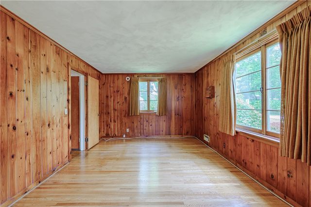 33 Irving Road, Brighton, NY 14618