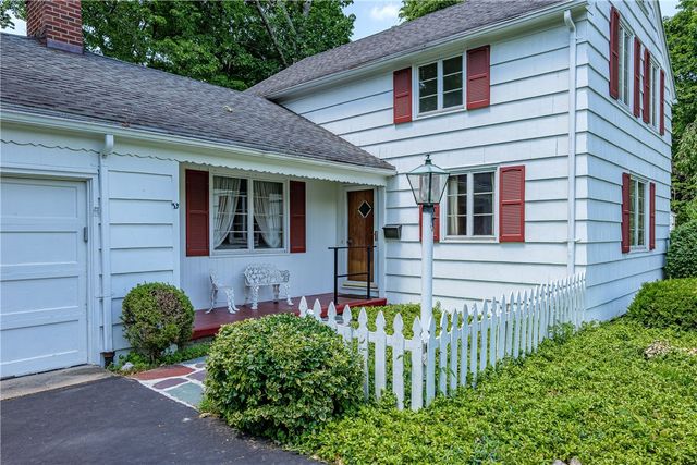 33 Irving Road, Brighton, NY 14618