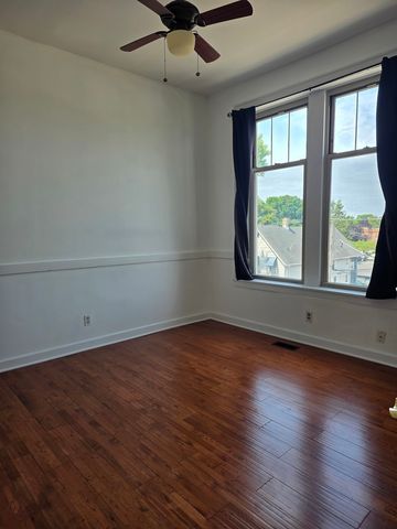 7320 Madison Street 6, Forest Park, IL 60130