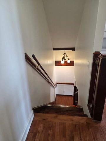 7320 Madison Street 6, Forest Park, IL 60130