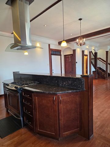 7320 Madison Street 6, Forest Park, IL 60130