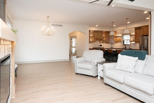 130 N 36th Street, Cumming, IA 50061