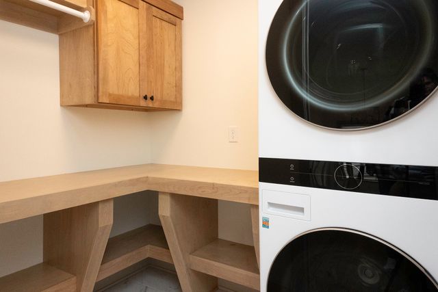 130 N 36th Street, Cumming, IA 50061