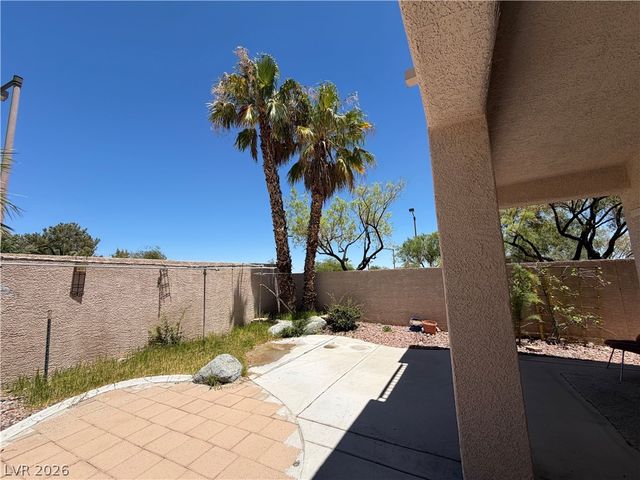 10644 Austin Bluffs Avenue, Las Vegas, NV 89144