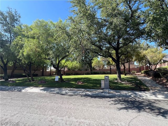 10644 Austin Bluffs Avenue, Las Vegas, NV 89144