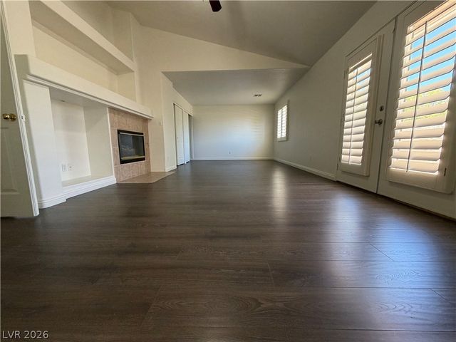 10644 Austin Bluffs Avenue, Las Vegas, NV 89144