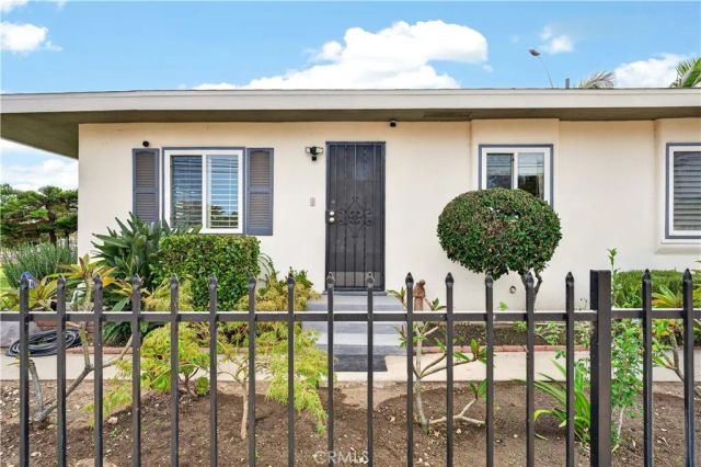 708 W H, Ontario, CA 91762
