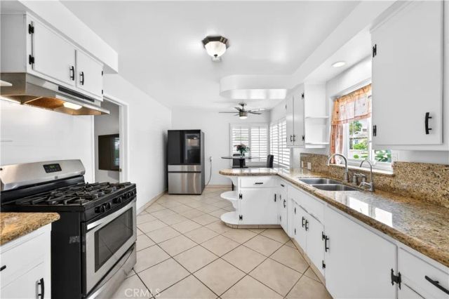 708 W H, Ontario, CA 91762