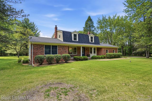 1765 Rowe Road, Highland Charter Township, MI 48380