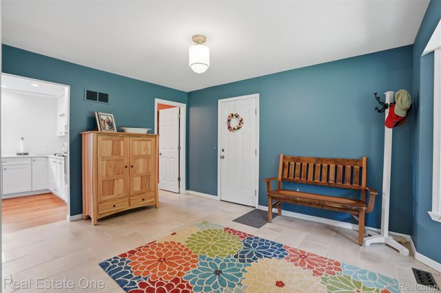 1765 Rowe Road, Highland Charter Township, MI 48380