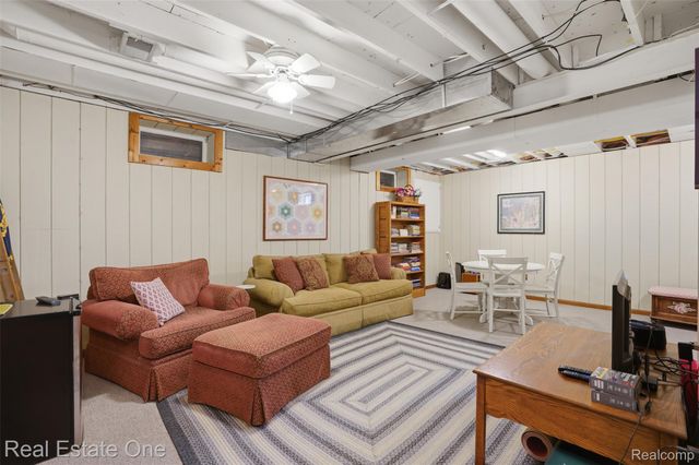 1765 Rowe Road, Highland Charter Township, MI 48380