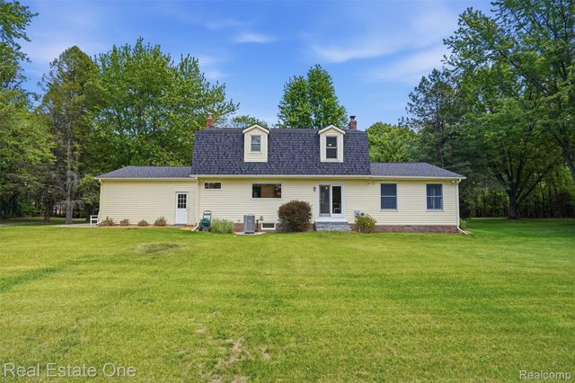 1765 Rowe Road, Highland Charter Township, MI 48380