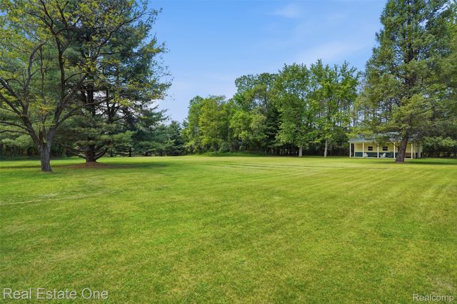 1765 Rowe Road, Highland Charter Township, MI 48380
