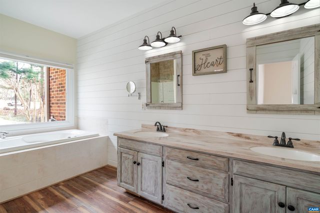 3125 BEAU MONT FARM RD, Charlottesville, VA 22901