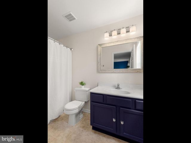 2720 SHELBURNE RD, Downingtown, PA 19335