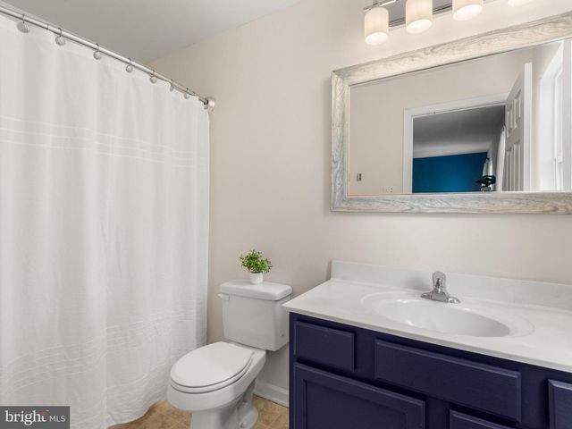 2720 SHELBURNE RD, Downingtown, PA 19335