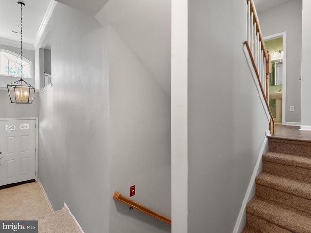 2720 SHELBURNE RD, Downingtown, PA 19335