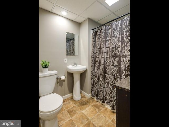 2720 SHELBURNE RD, Downingtown, PA 19335