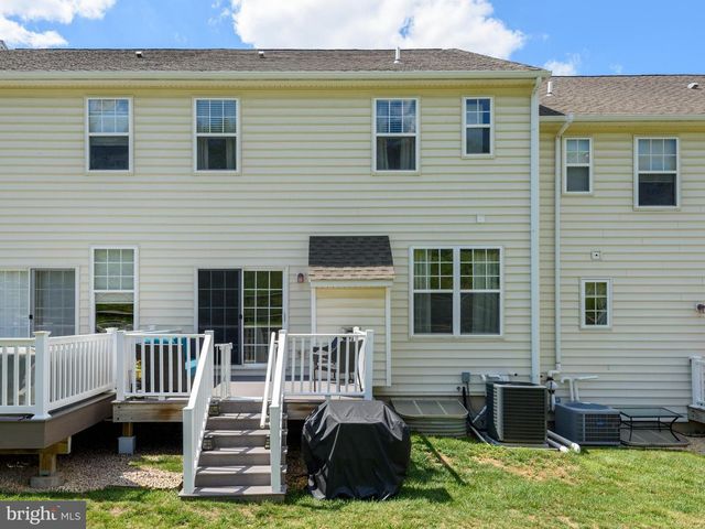 2720 SHELBURNE RD, Downingtown, PA 19335