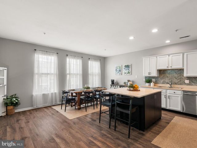 2720 SHELBURNE RD, Downingtown, PA 19335