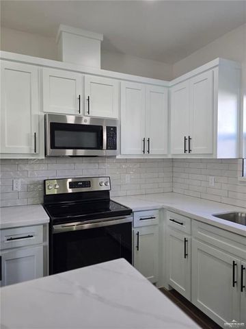 9307 59th Lane, Mission, TX 78504