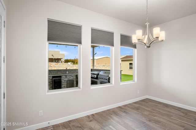 380 Leghorn Loop, Las Cruces, NM 88007