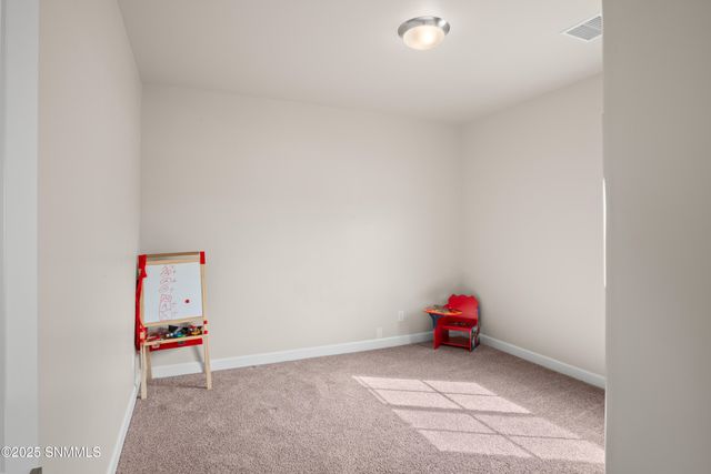 380 Leghorn Loop, Las Cruces, NM 88007