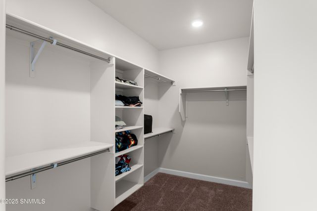 380 Leghorn Loop, Las Cruces, NM 88007