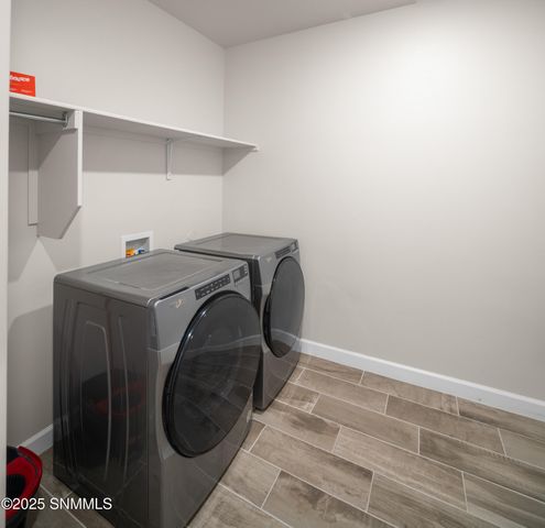 380 Leghorn Loop, Las Cruces, NM 88007