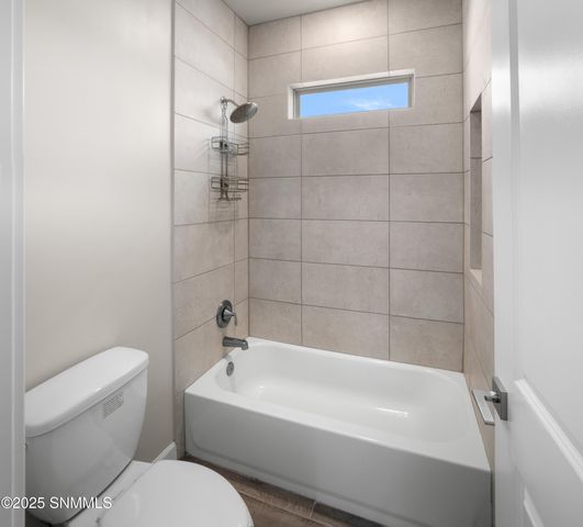 380 Leghorn Loop, Las Cruces, NM 88007