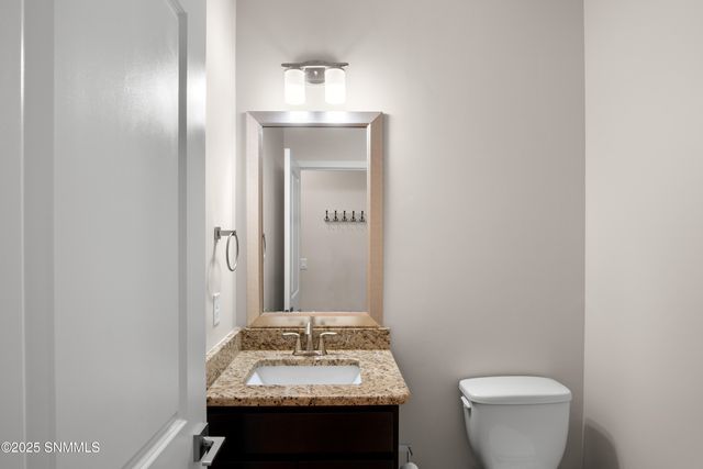 380 Leghorn Loop, Las Cruces, NM 88007