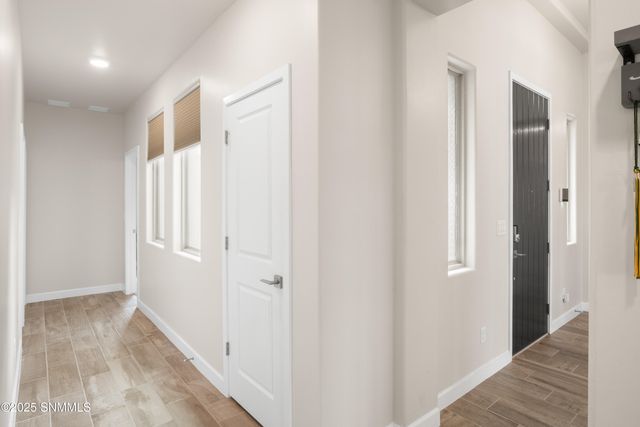 380 Leghorn Loop, Las Cruces, NM 88007